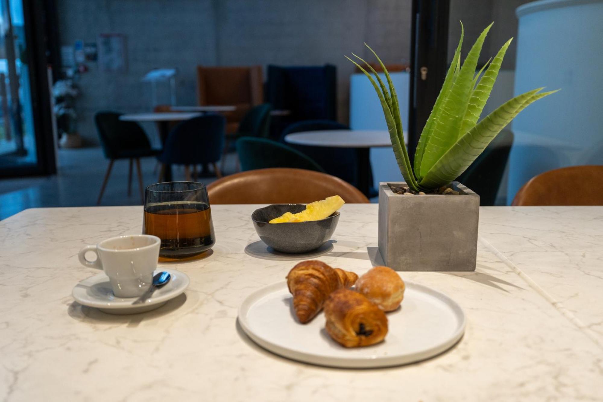 Le B Complexe Hotel Lozanne Eksteriør billede